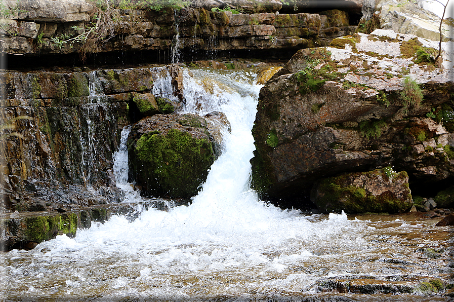 foto Cascate di mezzo in Vallesinella